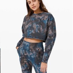 Lululemon LA Pullover Crew Watercolor Wash Lunar Rock / Black / Larkspur